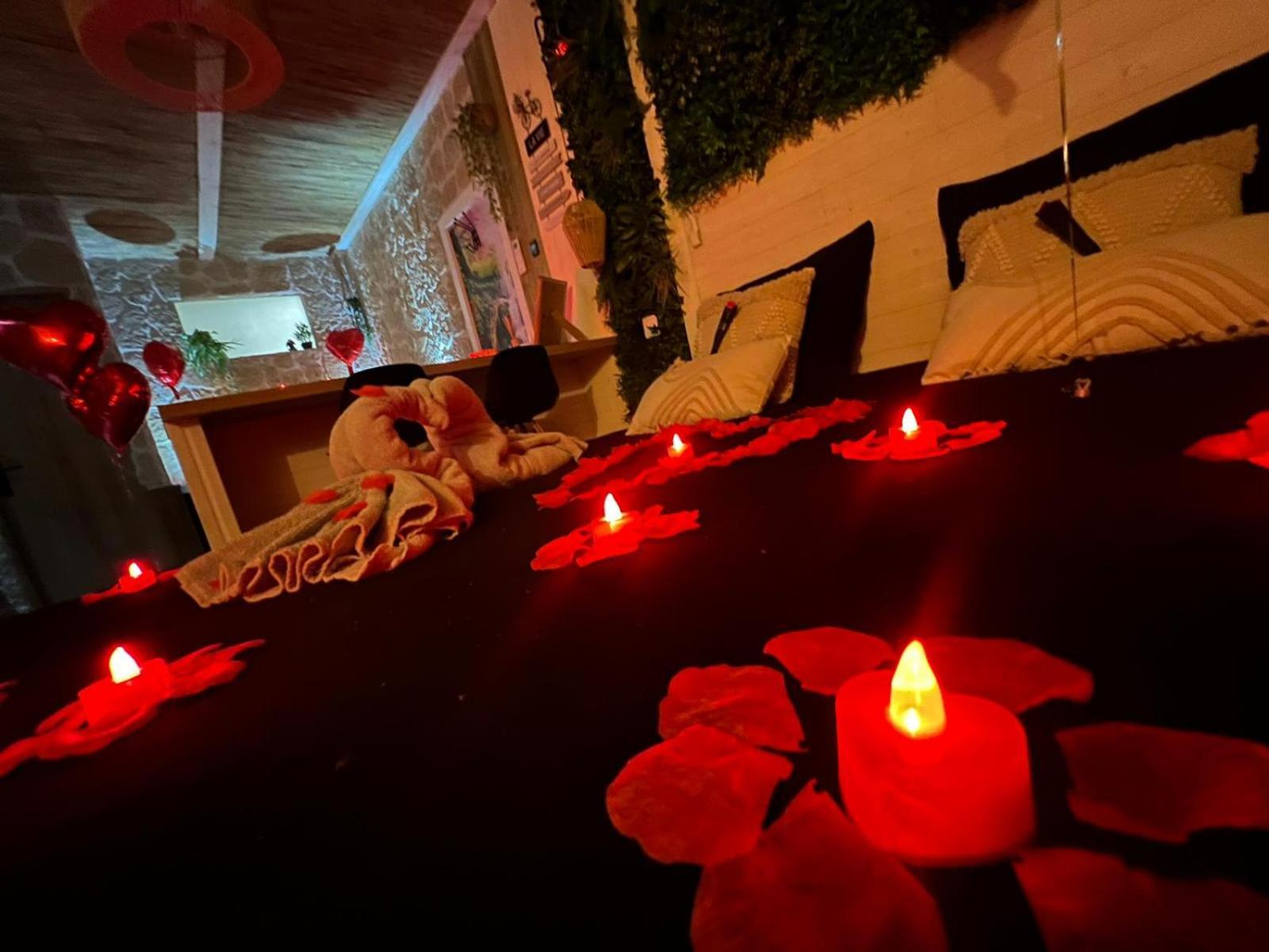 Les Spas De La Mer, Suite & Spa, Love Room, Plein Coeur Du Grau Le Grau-du-Roi Buitenkant foto