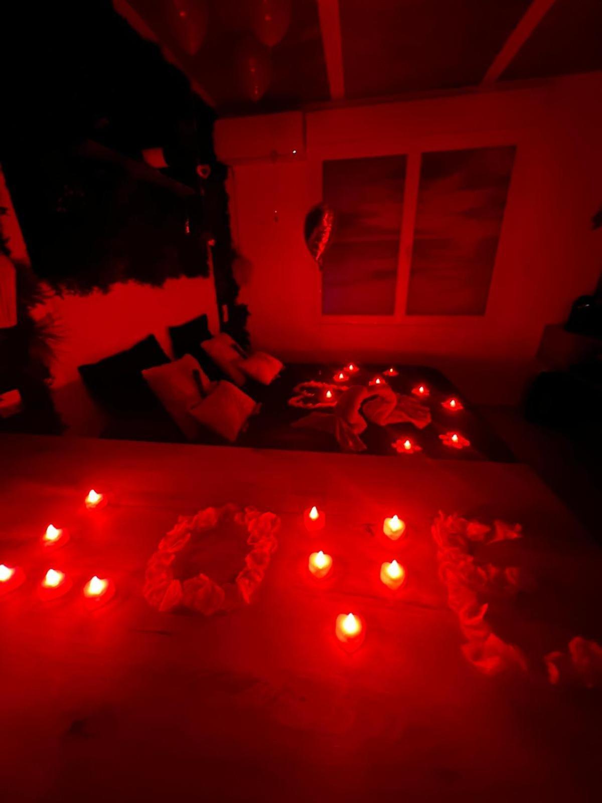 Les Spas De La Mer, Suite & Spa, Love Room, Plein Coeur Du Grau Le Grau-du-Roi Buitenkant foto