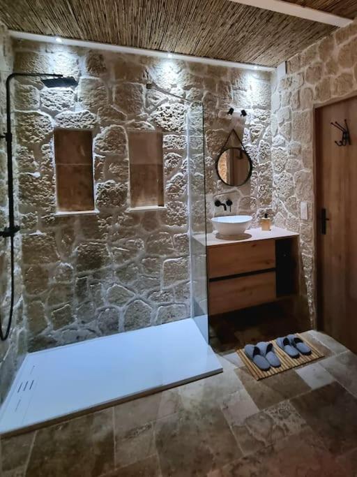 Les Spas De La Mer, Suite & Spa, Love Room, Plein Coeur Du Grau Le Grau-du-Roi Buitenkant foto